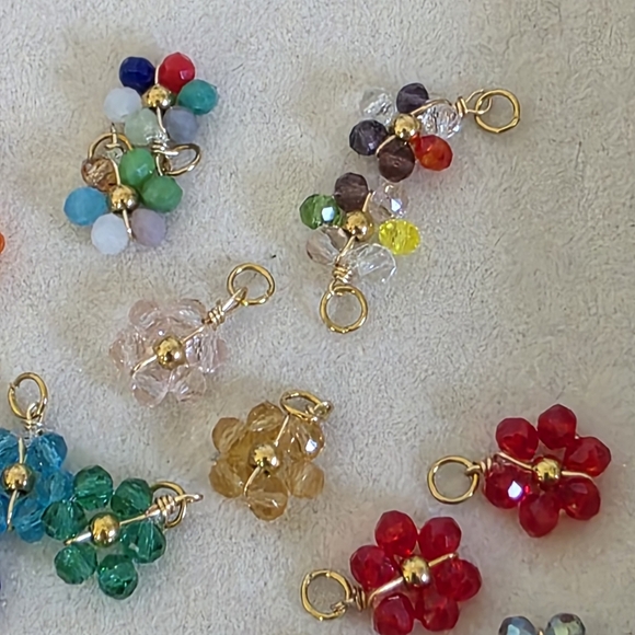 20 Small Multi Color Glass Flower Charms For Jewelry Making - Picture 5 of 6